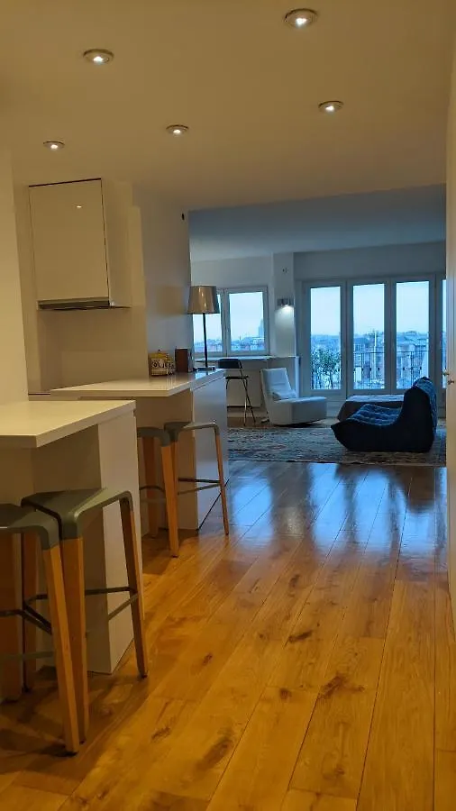 Apartament Gorgeous Penthouse Overlooking The Paris Skyline Francja