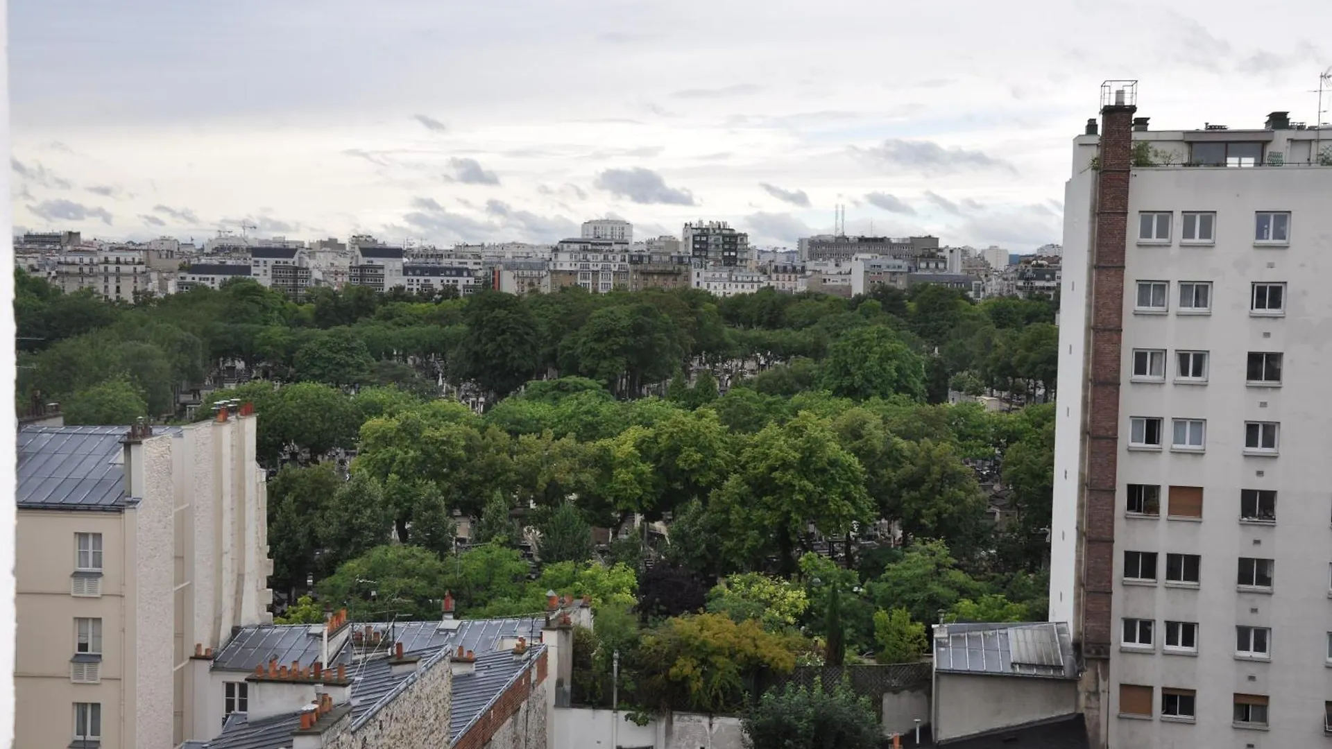 Gorgeous Penthouse Overlooking The Paris Skyline Apartment 0*,