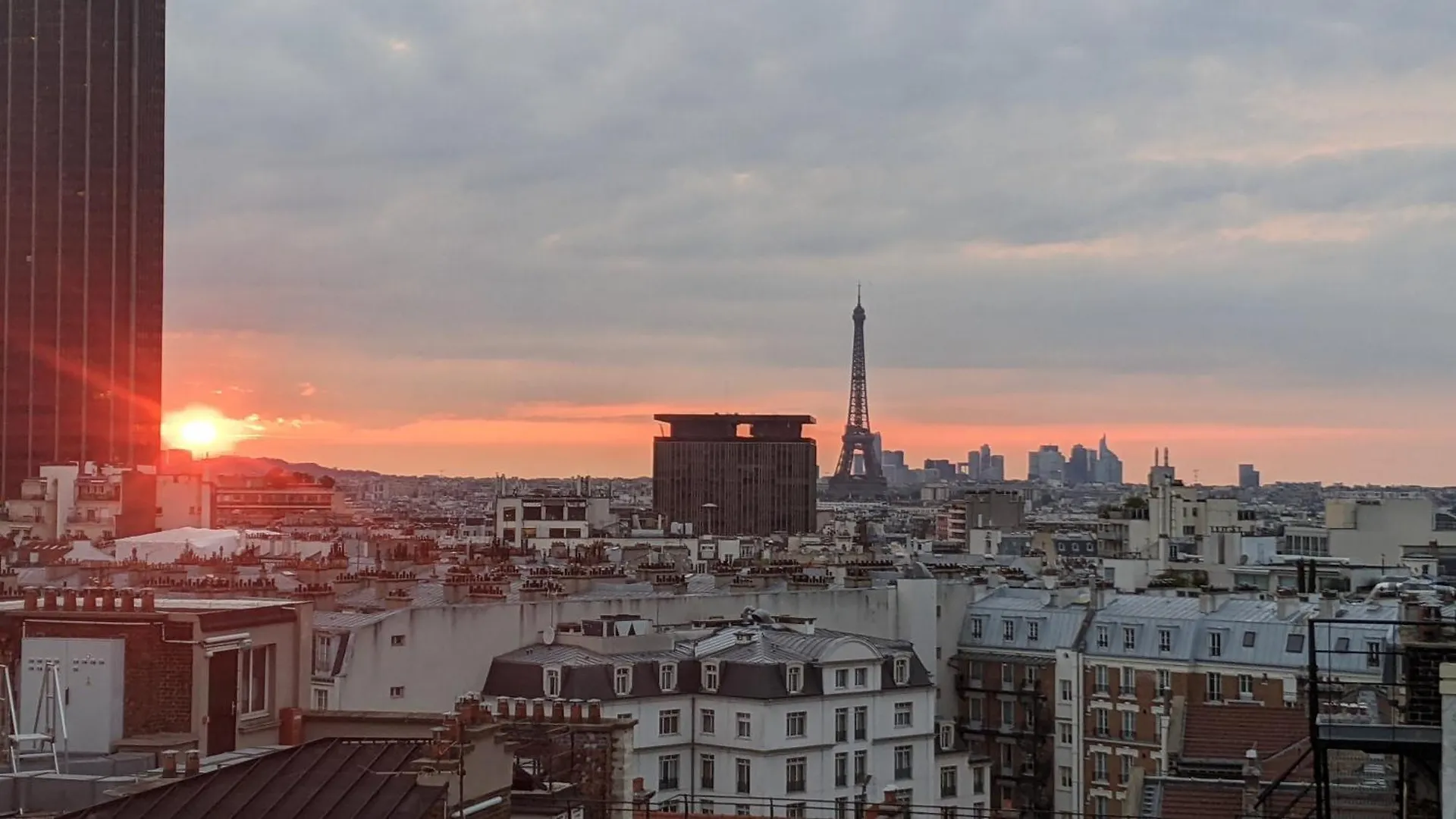 Gorgeous Penthouse Overlooking The Paris Skyline Apartment 0*,
